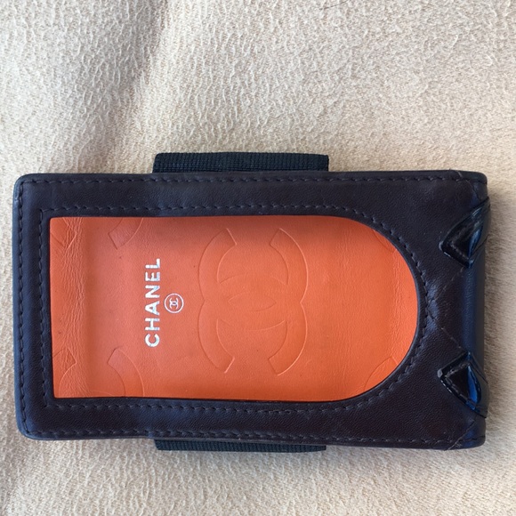 Authentic Chanel Brown Leather Quilted Cambon iPod Phone Case - Picture 13 of 14